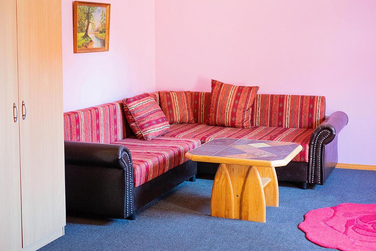 Hotel Smilgas Līči Zewnętrze zdjęcie
